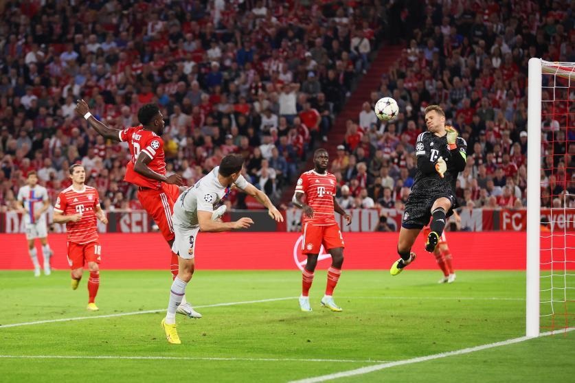 Barca tái hiện kỷ lục về dứt điểm trước Bayern trong hiệp 1