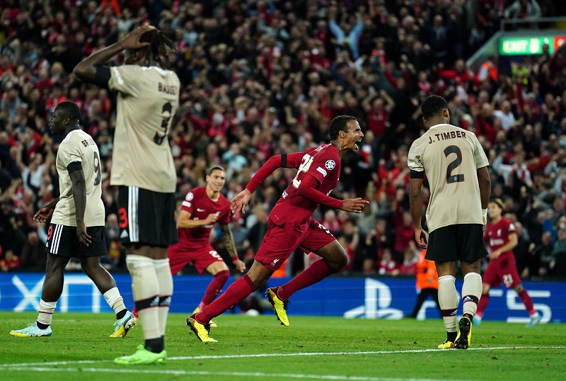 Hậu vệ tỏa sáng, Liverpool hạ gục Ajax ở phút cuối Hậu vệ tỏa sáng, Liverpool hạ gục Ajax ở phút cuối