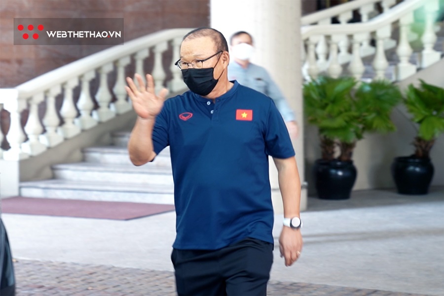 Tuyển Việt Nam hội quân chuẩn bị đấu Singapore và Ấn Độ