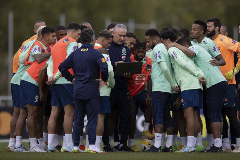 Làm nóng World Cup 2022, Tite chọn bộ tứ tấn công cho đội hình Brazil