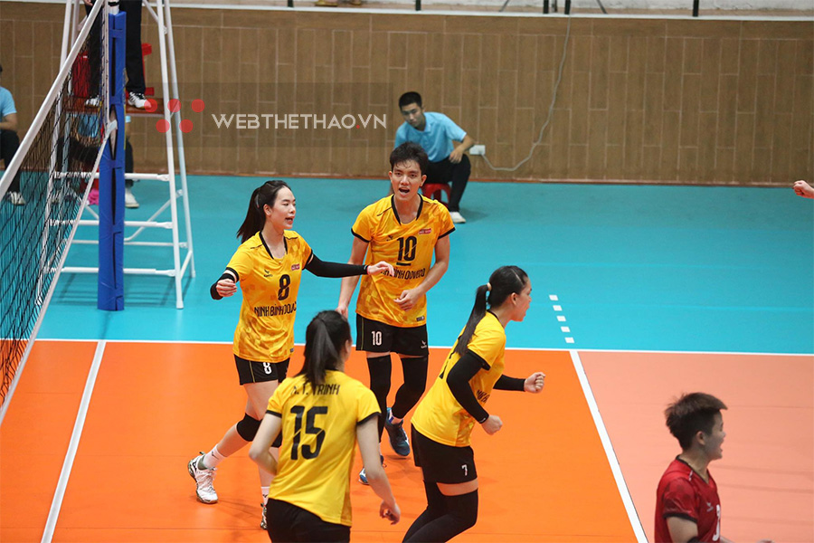 Trực tiếp giải bóng chuyền Quân đội mở rộng 2022 24/9: Than Quảng Ninh vs Ninh Bình Doveco