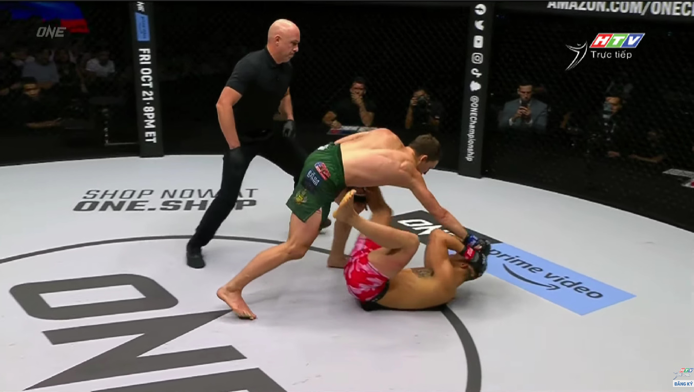Martin Nguyễn lại thua đau ở ONE Championship trước Ilya Freymanov Martin Nguyễn lại thua đau ở ONE Championship trước Ilya Freymanov
