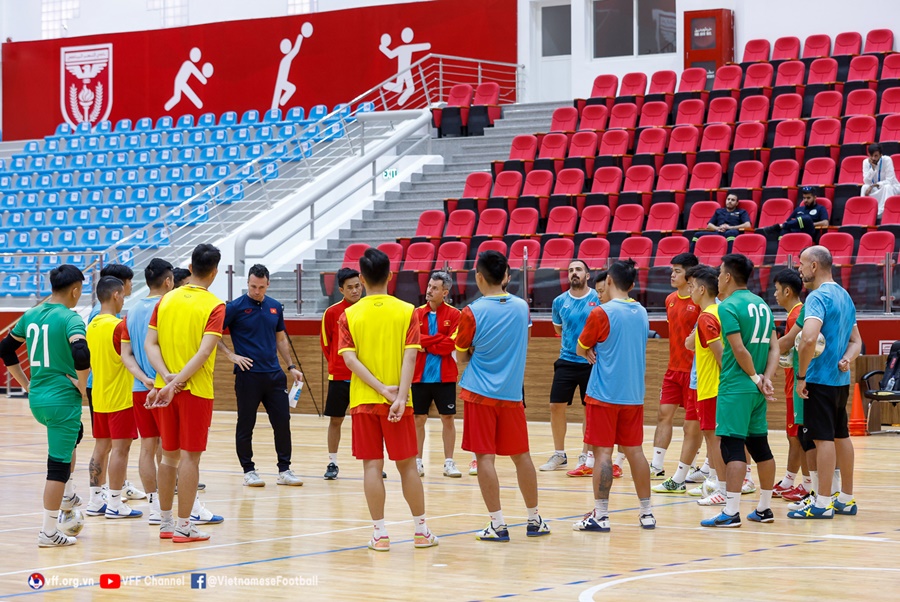 Link xem trực tiếp futsal Việt Nam vs Iran, 15h00 ngày 4/10