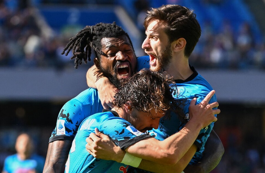 Đội hình ra sân dự kiến Ajax vs Napoli: Các trụ cột trở lại