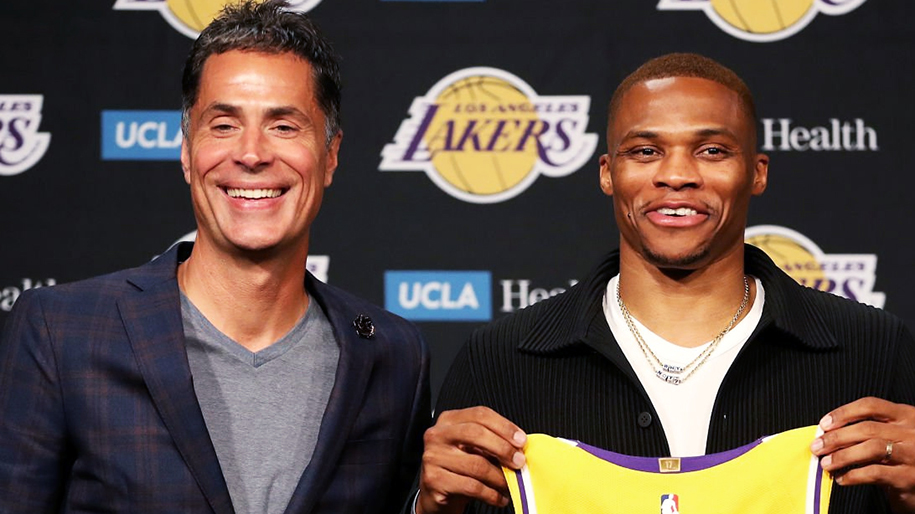 Los Angeles Lakers đặt niềm tin vào GM Rob Pelinka, hy vọng sẽ đảo chiều ở mùa giải mới