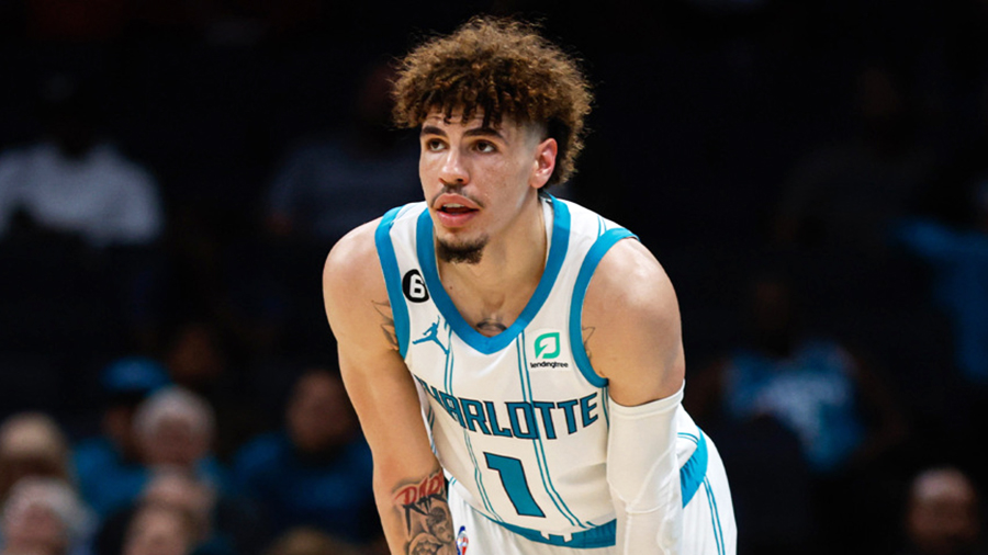 Lật cổ chân trong trận giao hữu, LaMelo Ball bỏ lỡ giai đoạn đầu Regular Season NBA