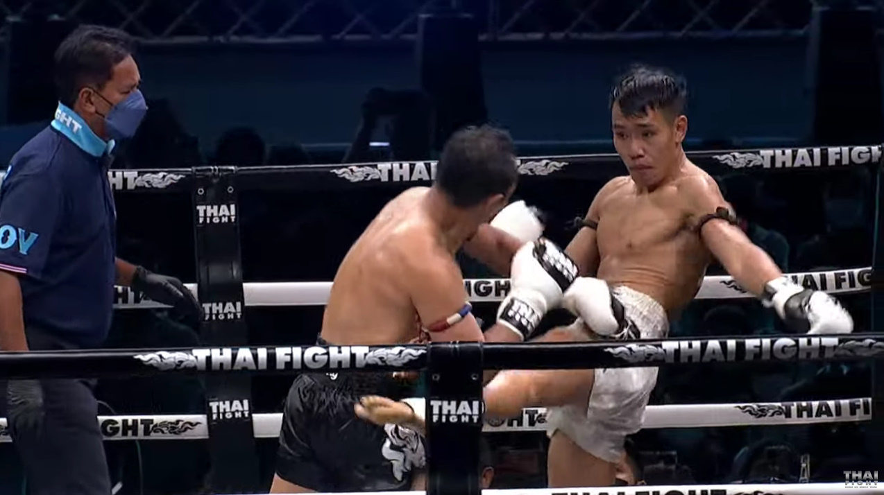 FULL TRẬN: Nguyễn Doãn Long so tài cùng huyền thoại Muay Saenchai