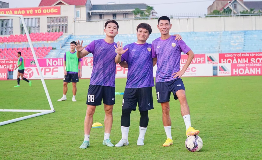Hai cầu thủ Hồng Lĩnh Hà Tĩnh bị trộm hơn nửa tỷ đồng