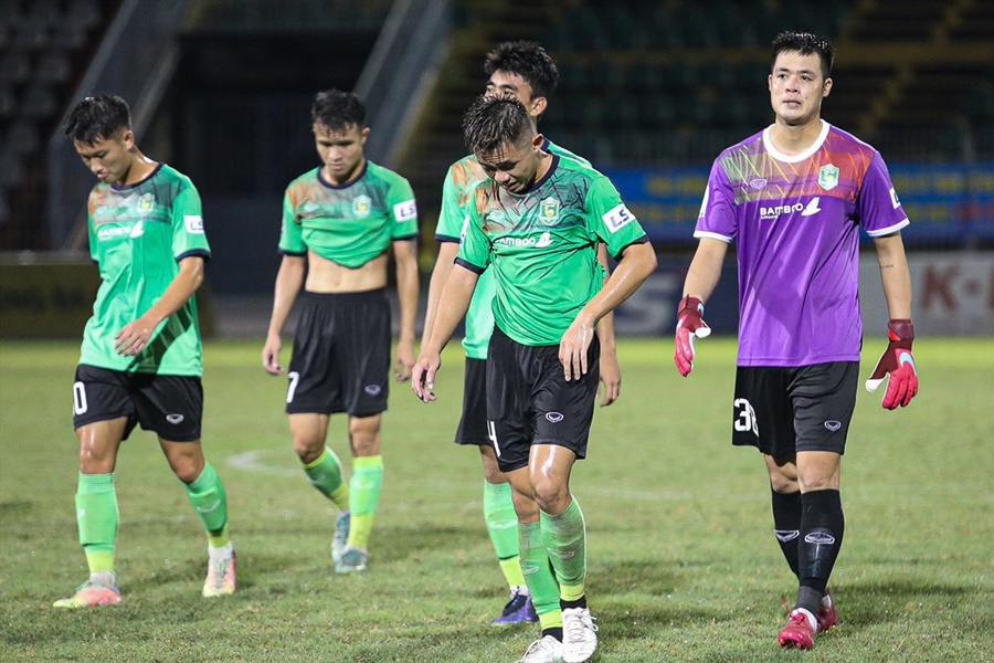 Cầu thủ Cần Thơ lại dọa bỏ giải, các đội đua thăng hạng V.League 2023 nơm nớp lo sợ