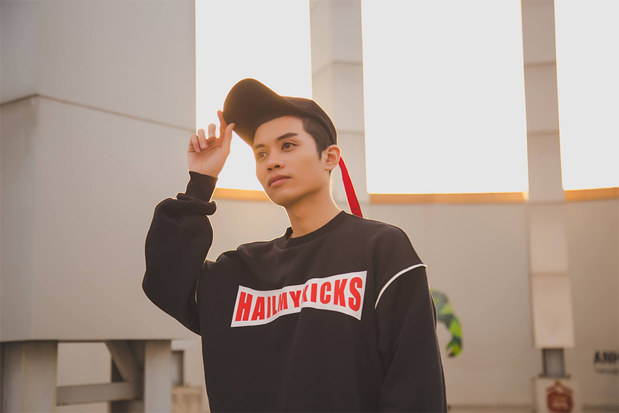 Streamer Hy Nam, Riven hàng đầu LMHT Việt Nam là ai?