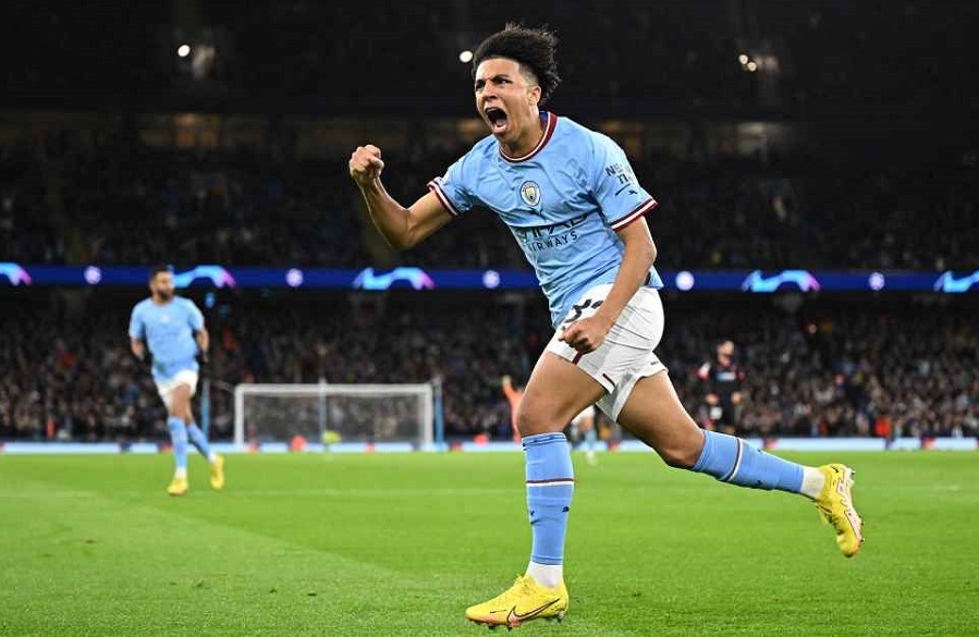 Top 20 cầu thủ ghi bàn trẻ nhất Champions League 2022/23
