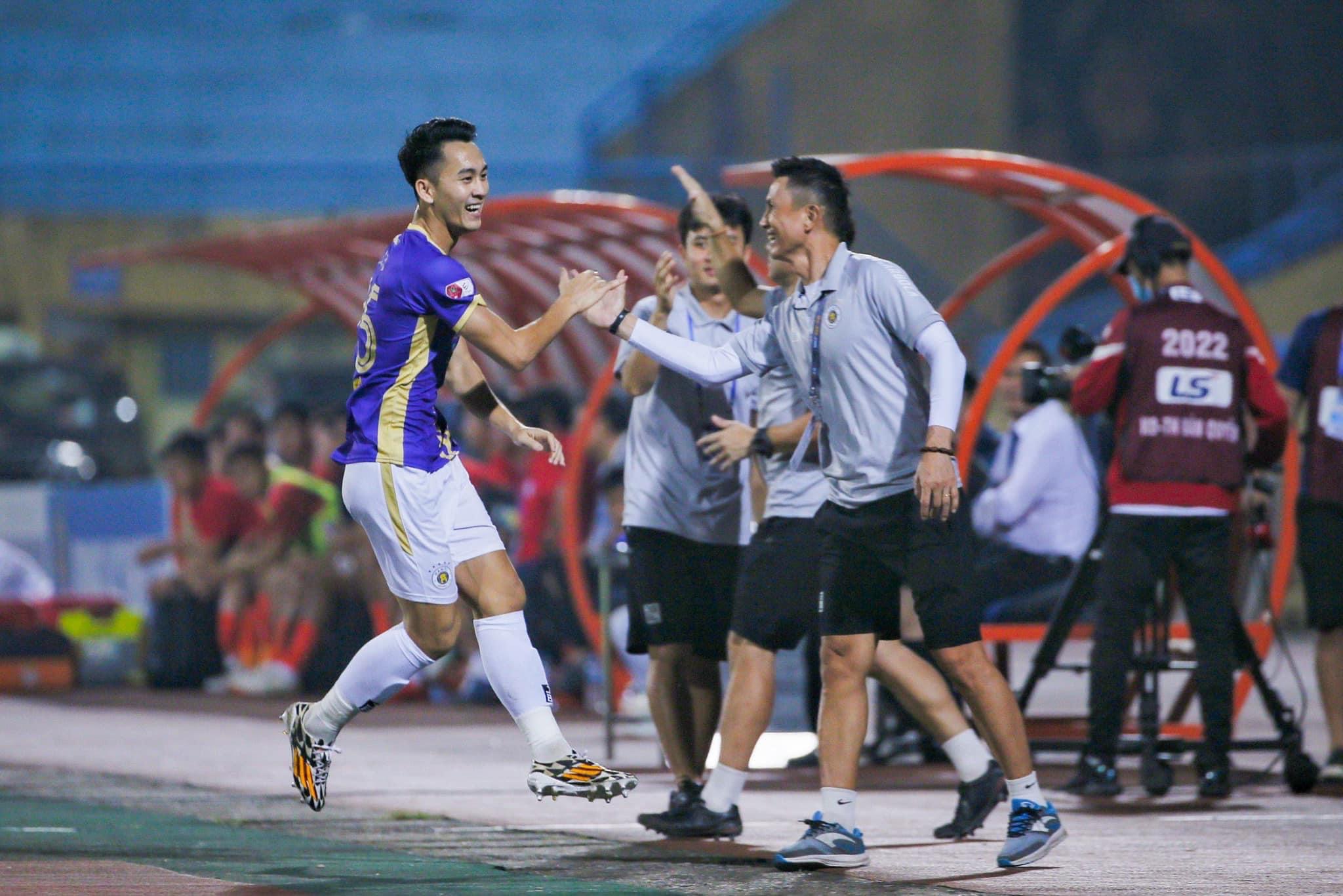 Đánh bại Viettel, CLB Hà Nội tiến gần chức vô địch V.League 2022