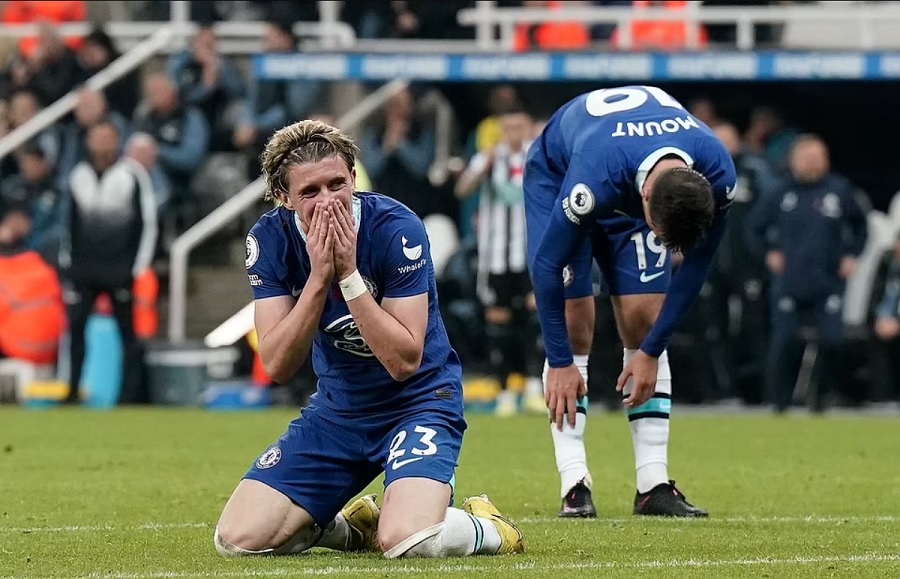 Chelsea lặp lại chuỗi thua li&ecirc;n tiếp dưới thời Mourinho