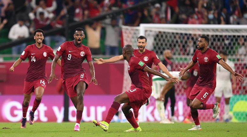 FIFA được cảnh báo về số lượng phạt đền cao bất thường của Qatar