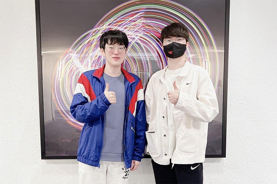 Tin chuyển nhượng LMHT 24/11: LPL chào đón Faker với mức lương khủng? Scout sẵn sàng gia nhập T1? Tin chuyển nhượng LMHT 24/11: LPL chào đón Faker với mức lương khủng? Scout sẵn sàng gia nhập T1?