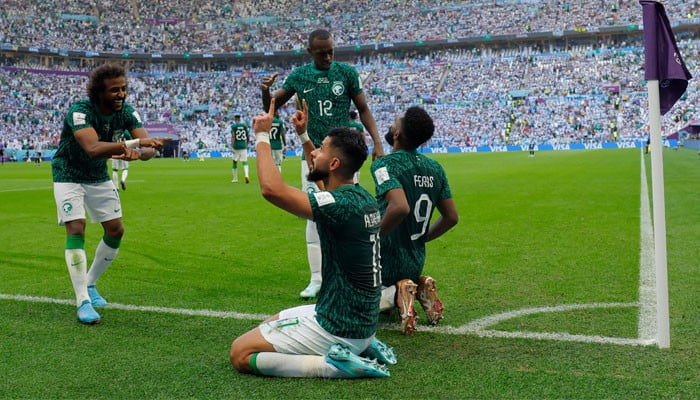 Soi kèo Ba Lan vs Saudi Arabia: Điểm tựa châu Á
