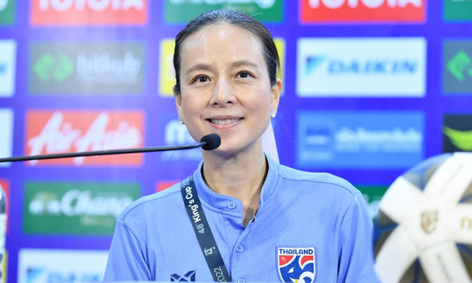 Madam Pang gửi "tối hậu thư" cho HLV Polking phải vô địch AFF Cup 2022