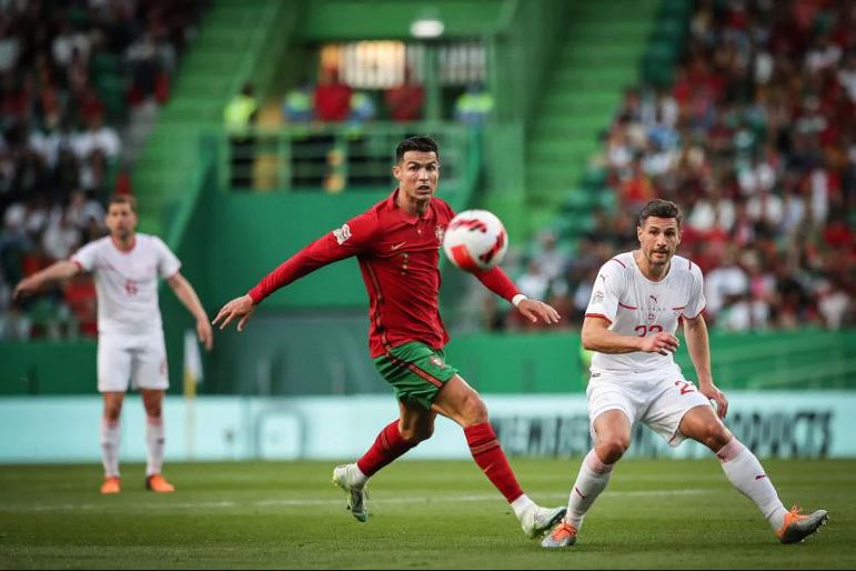 Soi kèo Bồ Đào Nha vs Thụy Sĩ: Messi gọi, Ronaldo trả lời