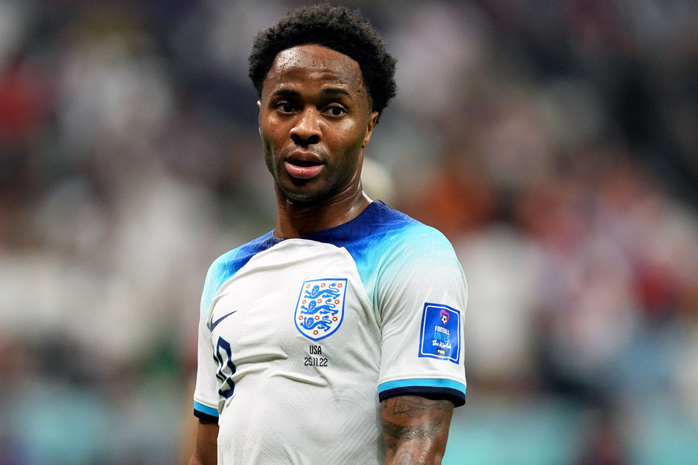 Xử lý xong vụ trộm ghé thăm nhà, Raheem Sterling mong được ra sân trận Anh vs Pháp