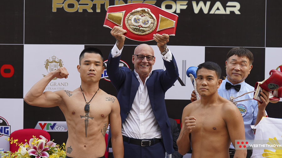 Chùm ảnh: Buổi cân chính thức sự kiện Boxing chuyên nghiệp Fortunes of War