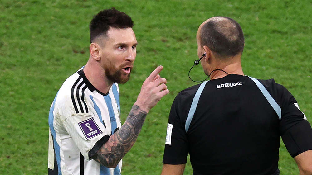 FIFA điều tra trận Argentina vs Hà Lan, Messi và đồng đội đối diện án treo giò?