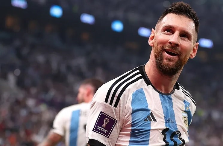 Messi sẽ giành “vương miện kép” mà Maradona suýt làm được năm 1986?