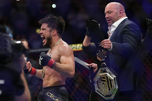 Cựu v&ocirc; địch UFC Cejudo: 