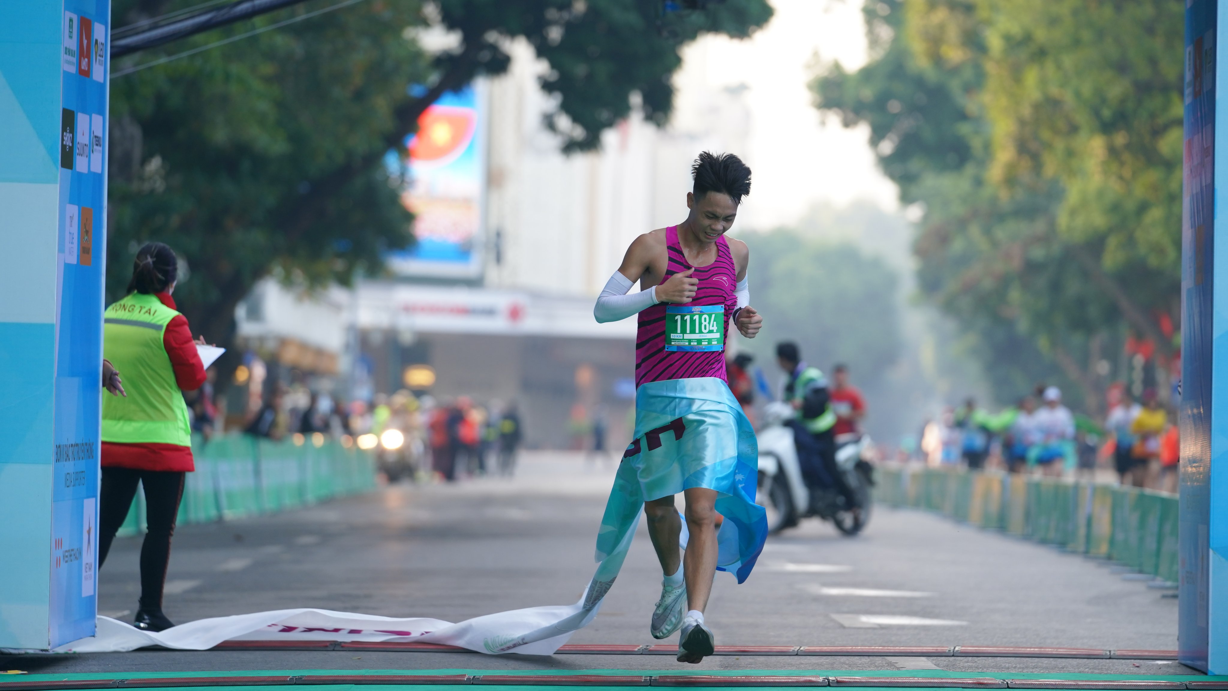 Ảnh VĐV Giải bán marathon Quốc tế Việt Nam 2023 by Herbalife Nutrition theo mã BIB Ảnh VĐV Giải bán marathon Quốc tế Việt Nam 2023 by Herbalife Nutrition theo mã BIB