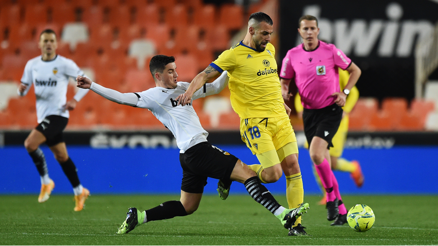 Nhận định, soi kèo Valencia vs Cadiz: Bày dơi mất điểm