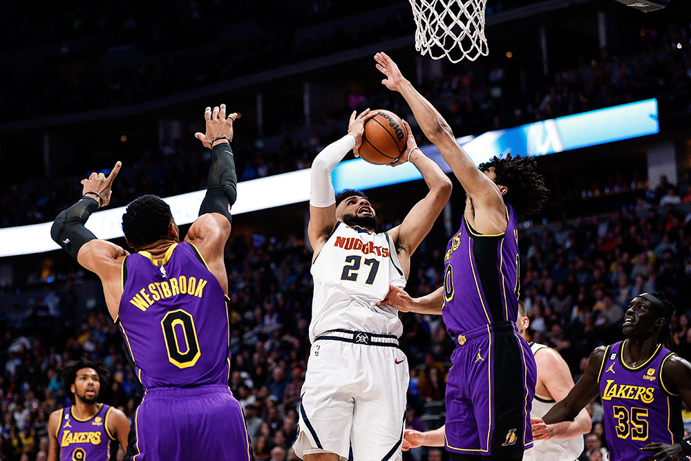Jamal Murray chói sáng, cùng Nikola Jokic và Nuggets ngắt mạch bất bại của Lakers