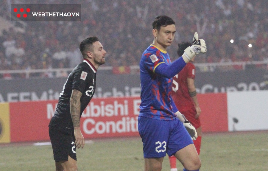 Đặng Văn L&acirc;m đ&agrave;o s&acirc;u kỷ lục giữ sạch lưới ở AFF Cup