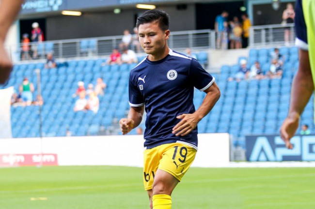 Quang Hải chạm trán cựu vương Ligue 1 vào mùng 1 Tết