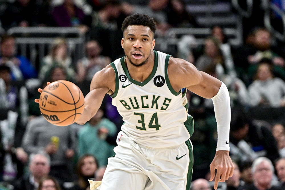 Giannis Antetokounmpo chỉ cần 30 phút để ghi 50 điểm: "Á Thần" bùng nổ lần hai trong tháng 1