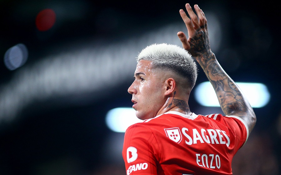 Tại sao Chelsea khao khát có Enzo Fernandez với mức giá kỷ lục? Tại sao Chelsea khao khát có Enzo Fernandez với mức giá kỷ lục?