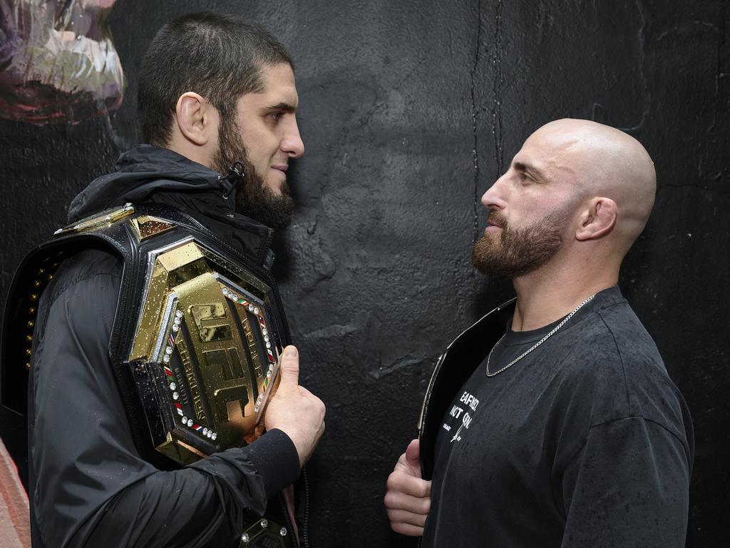 UFC 284: Soi chỉ số sàn đài Islam Makhachev và Alexander Volkanovski UFC 284: Soi chỉ số sàn đài Islam Makhachev và Alexander Volkanovski