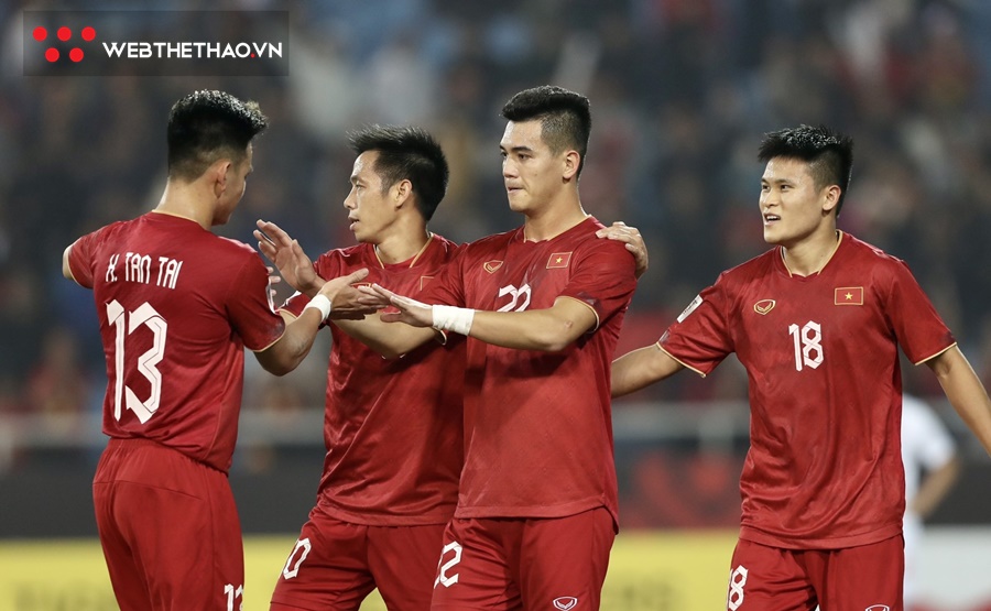 Tiến Linh đối đầu Son Heung Min ở Quả bóng Vàng châu Á 2022