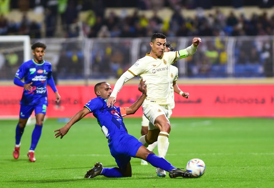 Ronaldo ghi bàn đầu tiên cho Al Nassr sau khi bỏ lỡ cơ hội lớn