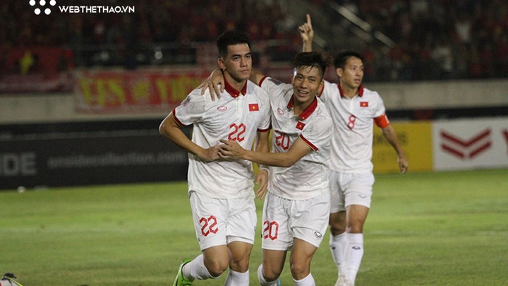 Tiến Linh nhận 1 điểm, xếp cuối Quả bóng Vàng châu Á 2022