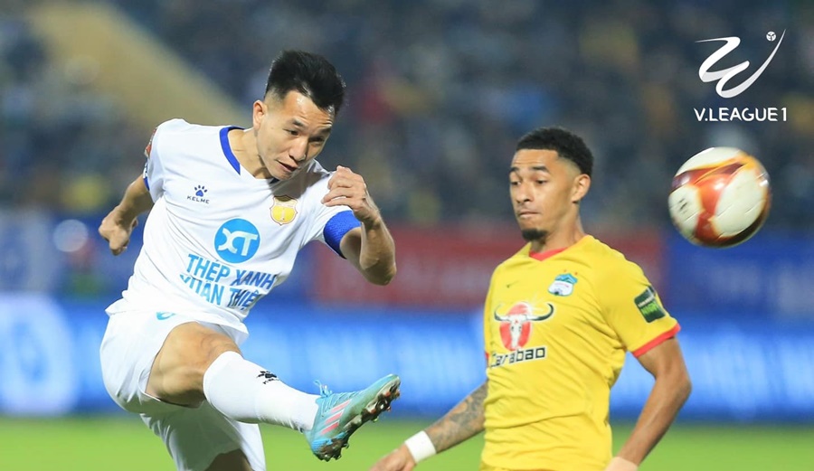 HAGL trừng phạt Nam Định phút bù giờ, gián tiếp giúp Hà Nội giữ ngôi số 1 V.League 2023 HAGL trừng phạt Nam Định phút bù giờ, gián tiếp giúp Hà Nội giữ ngôi số 1 V.League 2023
