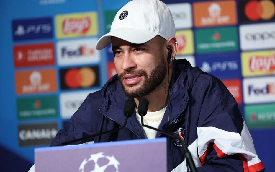 Hé lộ về mức phí để PSG cho phép Neymar chuyển tới Chelsea