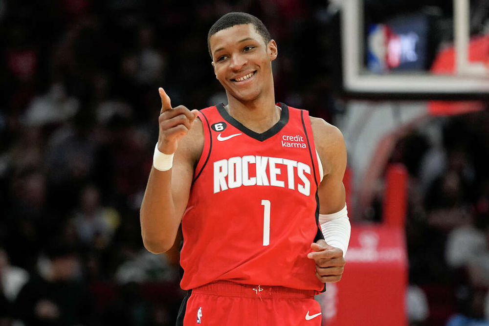 Jabari Smith Jr được pick ở lượt thứ 3 NBA Draft 2022, hiện đang chơi m&ugrave;a giải t&acirc;n binh cho Houston Rockets