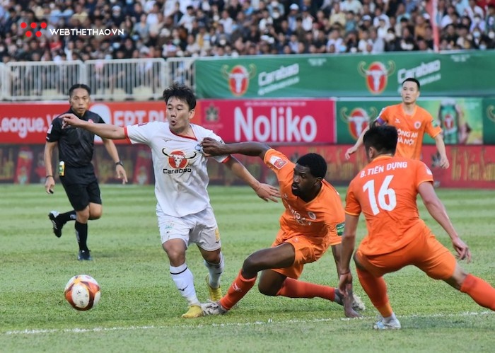HLV đội CAHN thở phào với quãng nghỉ dài V.League 2023