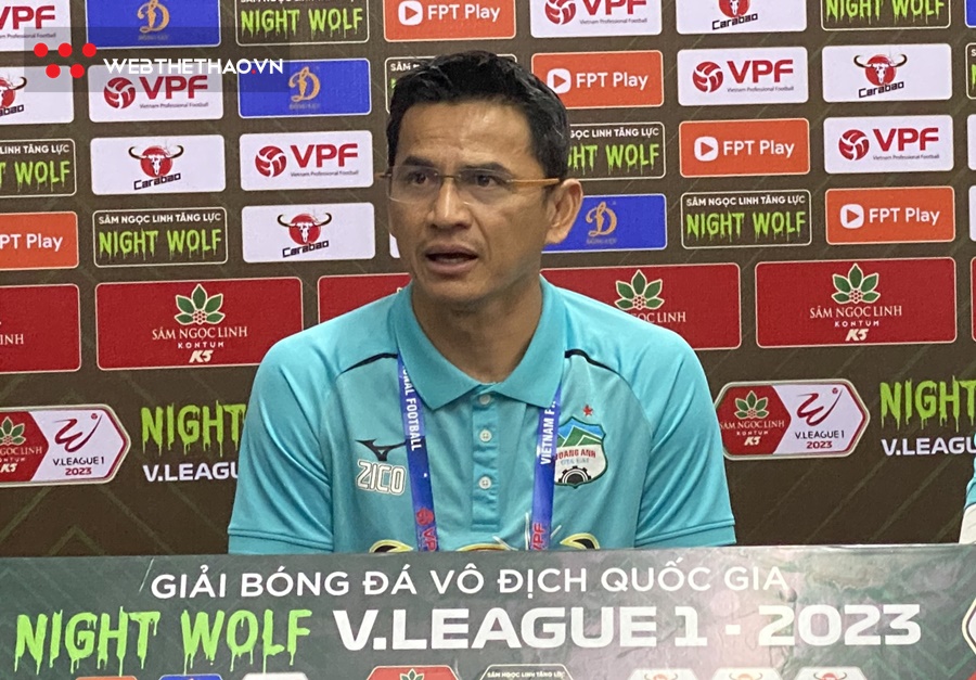 HLV Kiatisuk tránh nói về quãng nghỉ "không giống ai" ở V.League 2023