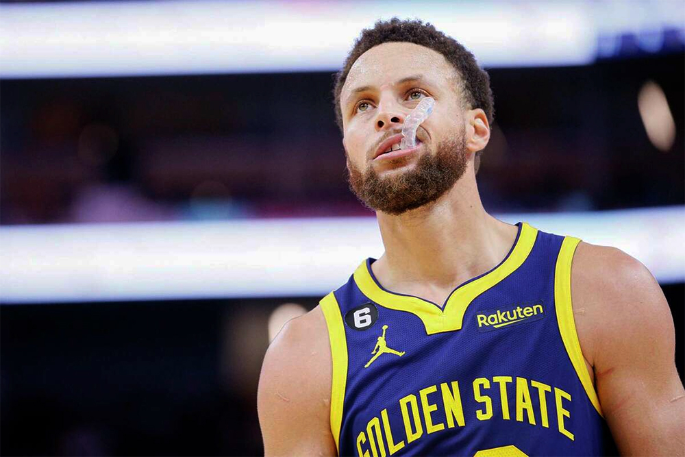 Cập nhật chấn thương của Stephen Curry: CĐV Golden State nửa mừng, nửa lo