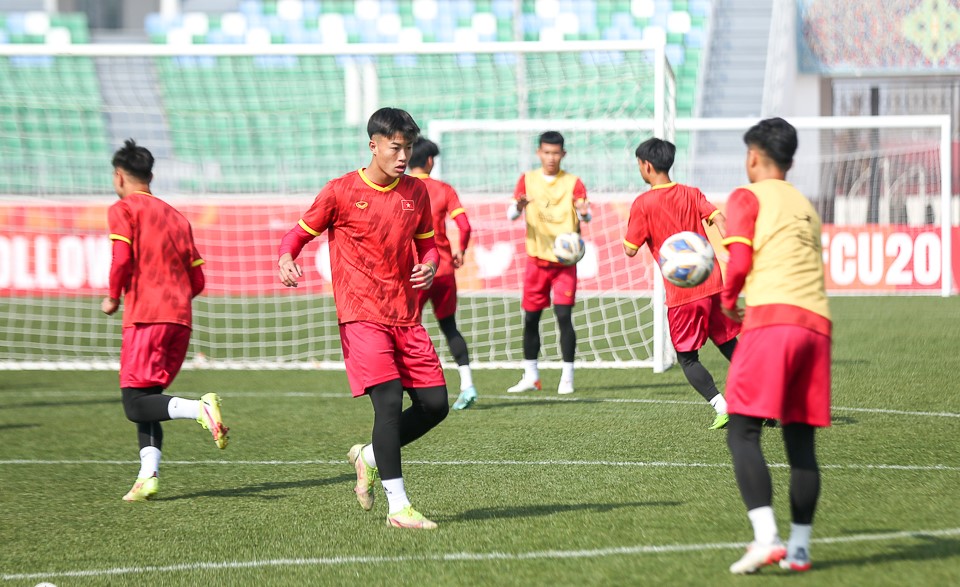 Đội hình ra sân U20 Việt Nam vs U20 Australia: Khuất Văn Khang đá chính