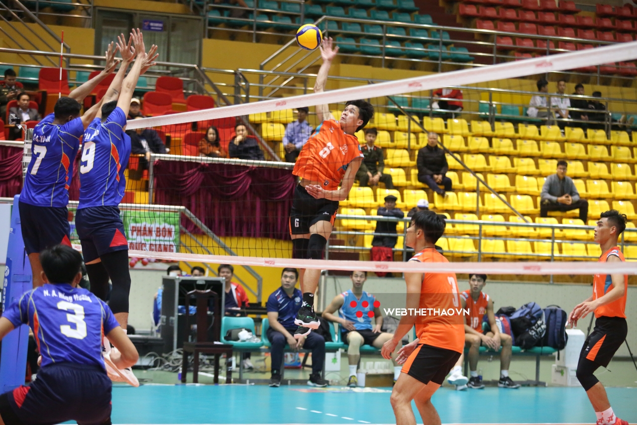 Link trực tiếp bóng chuyền VĐQG 2023 hôm nay 2/3: Sanest Khánh Hoà vs Hà Nội