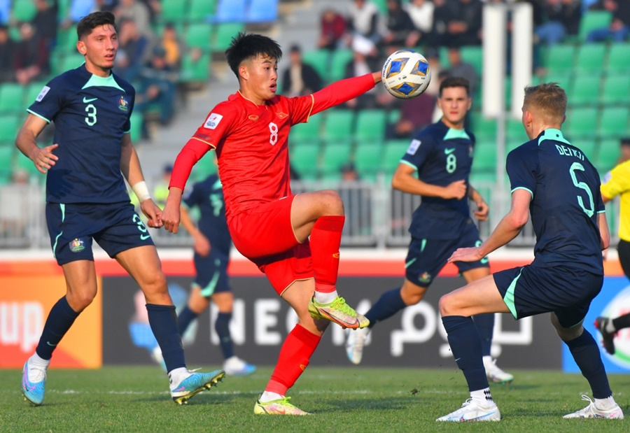 Sao mai U20 Việt Nam Văn Trường: Sinh ra để lập siêu phẩm