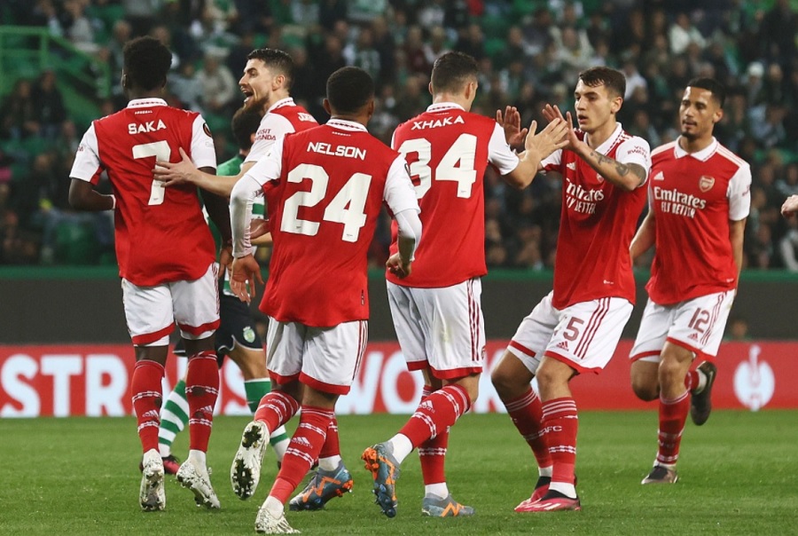 Đội hình ra sân Fulham vs Arsenal: Trossard trở lại