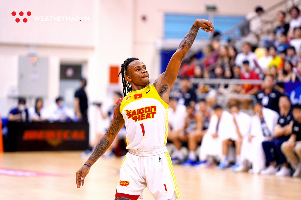 Evan Gilyard san bằng kỷ lục 3 điểm của ABL: Món quà bên cạnh chiến thắng của Saigon Heat