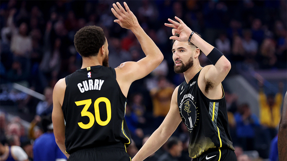 Đả bại Phoenix, Klay Thompson cùng Golden State tặng quà sinh nhật cho Stephen Curry